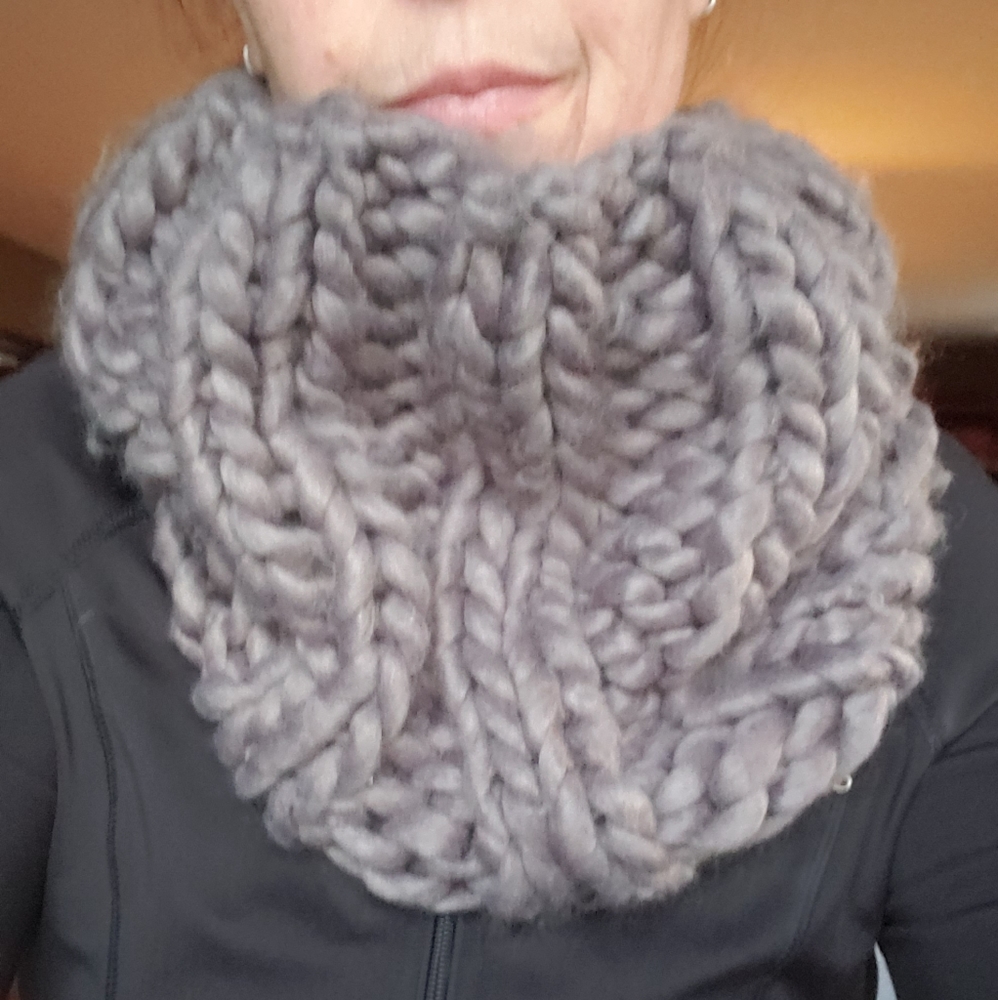 Chunky knit infinity scarf